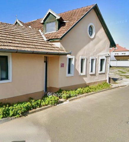 Kiadó családi ház, albérlet, Szécsényen 130 E Ft / hó