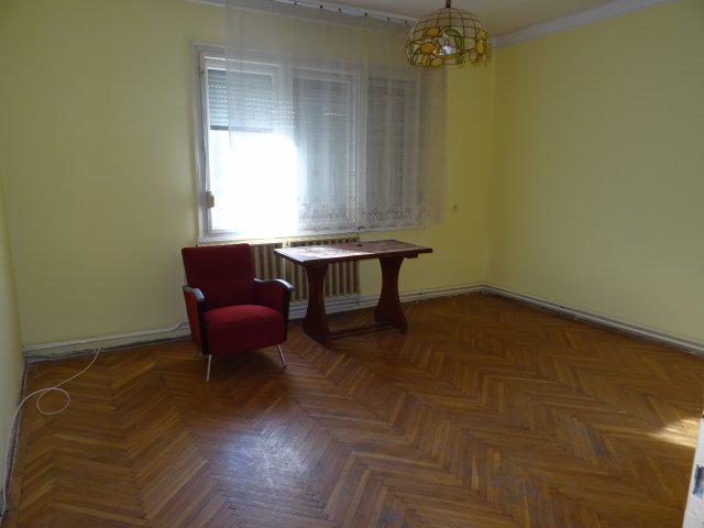 Eladó téglalakás, Szombathelyen 51.9 M Ft, 3 szobás