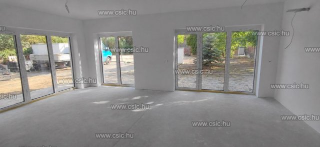 Eladó családi ház, Vácdukán 109.9 M Ft, 5 szobás