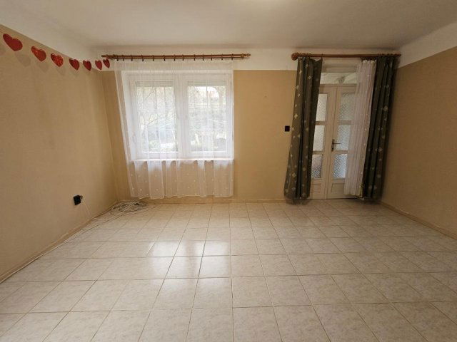 Kiadó téglalakás, albérlet, Kaposváron, Bláthy Ottó utcában