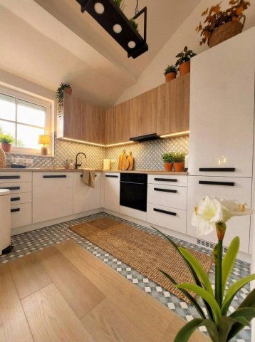 Eladó téglalakás, Siófokon 99.8 M Ft, 3 szobás