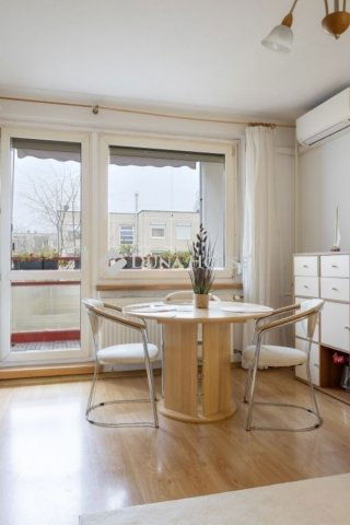 Eladó panellakás, Budapesten, III. kerületben 79.9 M Ft, 2 szobás