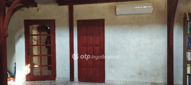 Eladó családi ház, Jászberényben 115 M Ft, 4 szobás