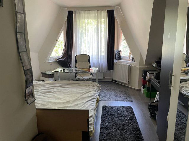 Eladó téglalakás, Székesfehérvárott, Gyümölcs utcában