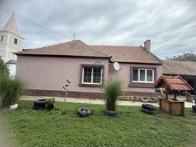 Eladó családi ház, Rábaszentmiklóson 34.99 M Ft, 3 szobás