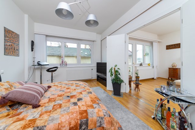Eladó téglalakás, Budapesten, XIII. kerületben, Röntgen utcában