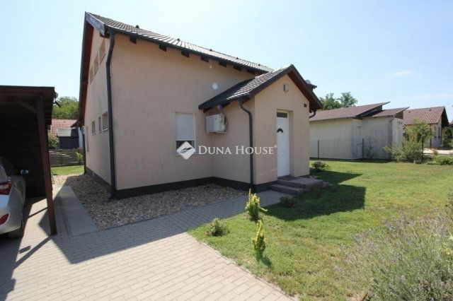 Eladó családi ház, Kecskeméten 86.9 M Ft, 4 szobás