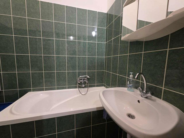 Kiadó téglalakás, albérlet, VII. kerületben, Izabella utcában