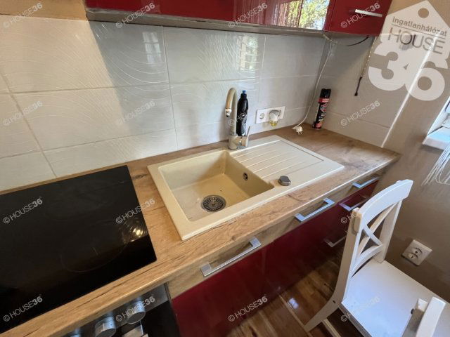 Eladó családi ház, Nagykőrösön 27.99 M Ft, 3 szobás