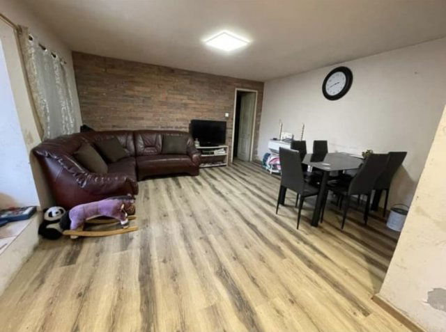 Eladó családi ház, Szabadszálláson 14.9 M Ft, 2+1 szobás