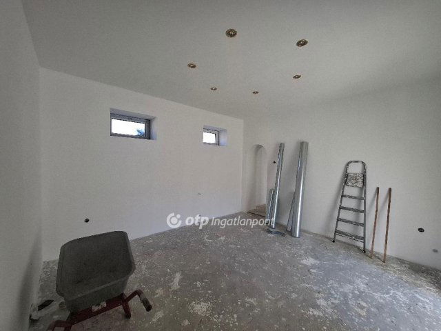 Eladó családi ház, Mezőszemerén 15.9 M Ft, 2 szobás