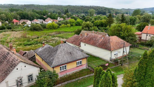 Eladó családi ház, Nőtincsen 29.99 M Ft, 3 szobás