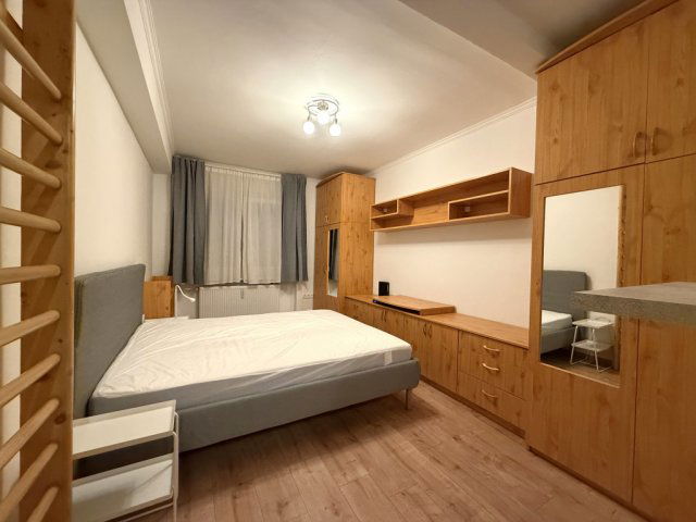 Kiadó téglalakás, albérlet, XII. kerületben, Hollósy Simon utcában