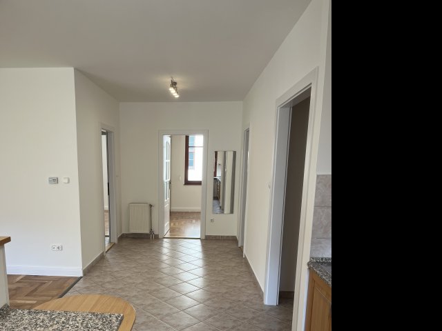 Kiadó téglalakás, albérlet, III. kerületben, Lajos utcában