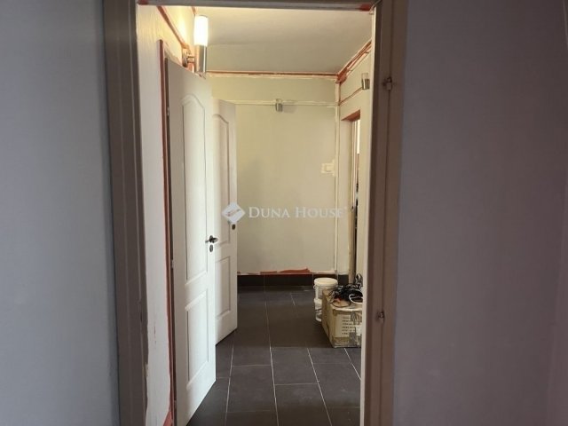 Eladó téglalakás, Budapesten, X. kerületben 59 M Ft, 4 szobás
