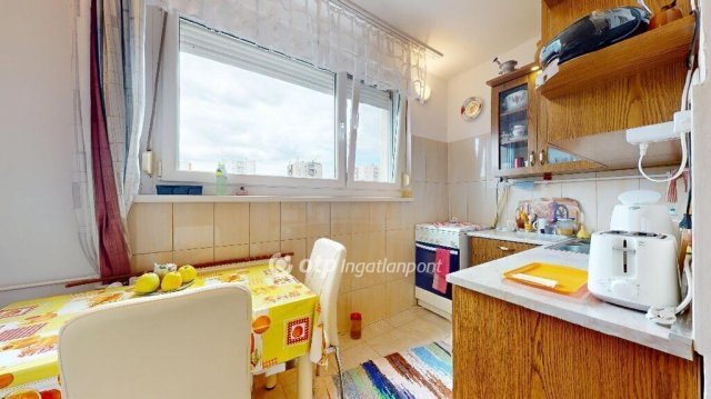 Eladó panellakás, Miskolcon 37.9 M Ft, 2 szobás