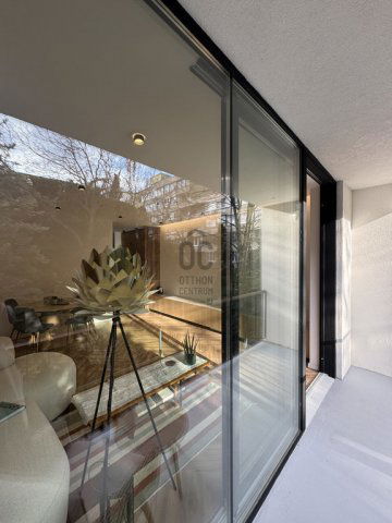 Eladó téglalakás, Budapesten, II. kerületben 132 M Ft, 3 szobás