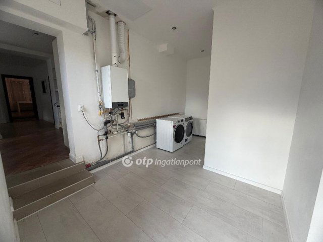 Eladó családi ház, Gyulán 79.9 M Ft, 3 szobás