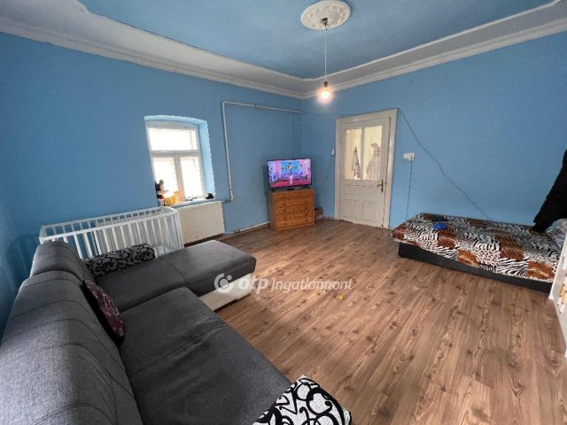 Eladó családi ház, Mezőcsáton 19.9 M Ft, 3 szobás