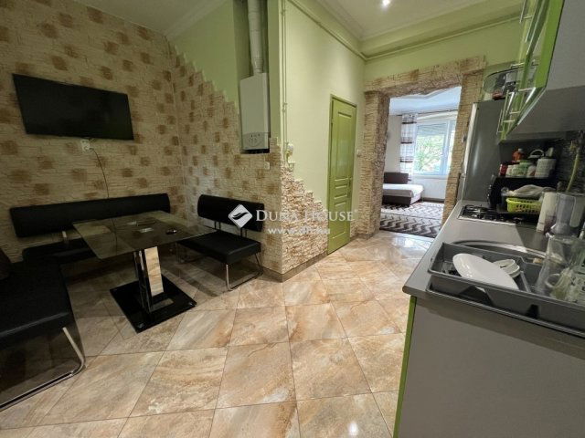 Eladó családi ház, Budapesten, VIII. kerületben 329 M Ft