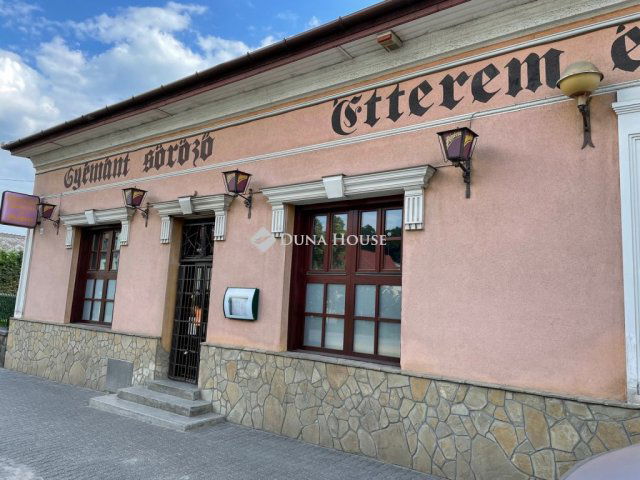Eladó üzlethelyiség, Pilisszentivánon, Szabadság úton 140 M Ft