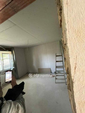 Eladó családi ház, Pusztamagyaródon 11 M Ft, 2 szobás