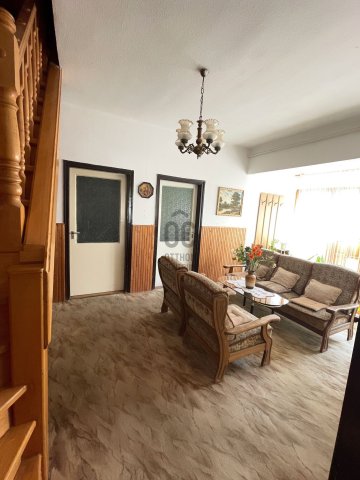 Eladó családi ház, Tótszerdahelyen 35 M Ft, 6 szobás