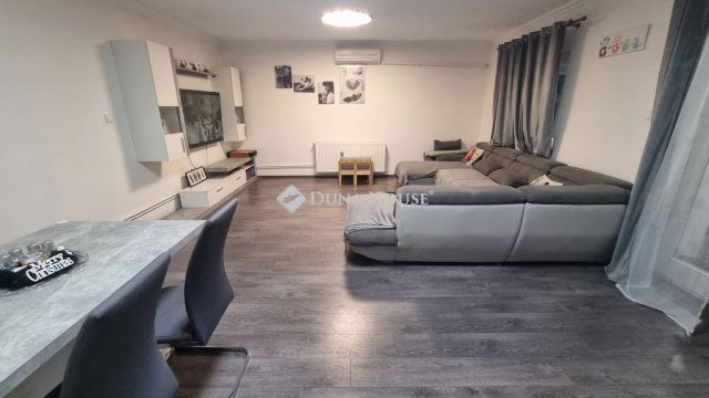 Eladó családi ház, Délegyházán, Szabadság téren 79.9 M Ft