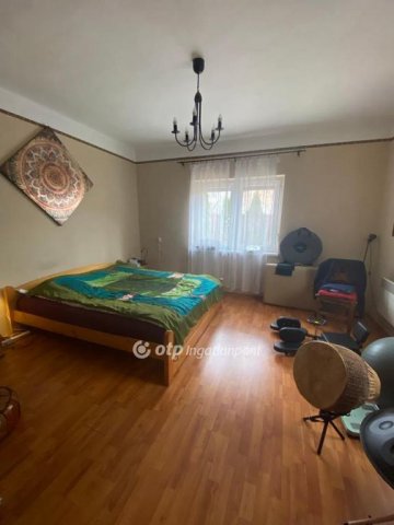 Eladó családi ház, Mendén 86 M Ft, 3+1 szobás