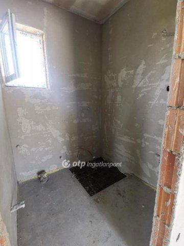 Eladó ikerház, Ráckevén 76 M Ft, 3+1 szobás