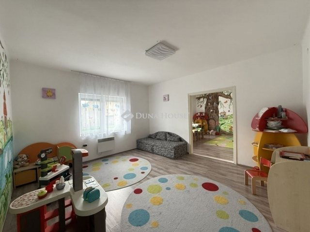 Eladó családi ház, Ráckevén 49.5 M Ft, 2 szobás