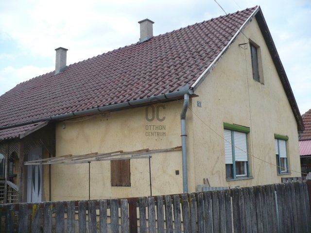 Eladó családi ház, Fülöpön 19.5 M Ft, 3 szobás