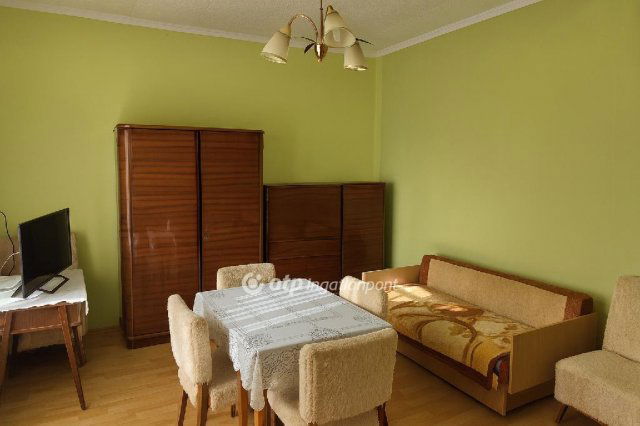 Eladó családi ház, Balatonedericsen 65.9 M Ft, 2 szobás