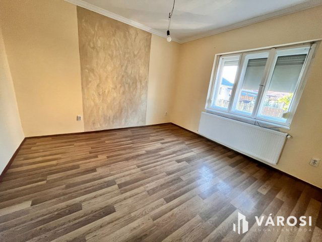 Eladó családi ház, Debrecenben 49.9 M Ft, 3 szobás