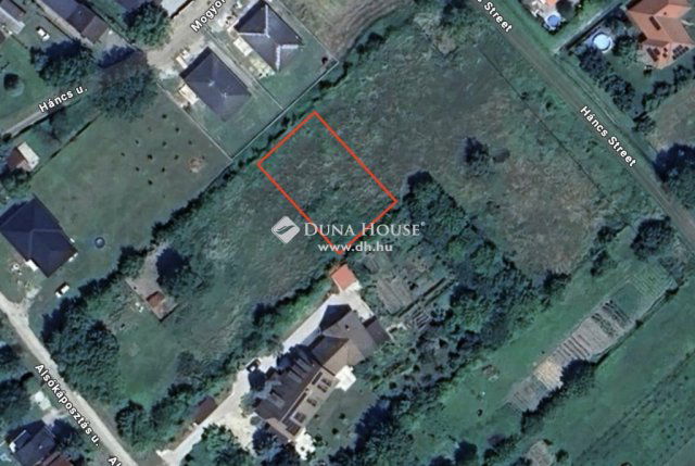 Eladó telek, Tahitótfalun 30 M Ft / költözzbe.hu