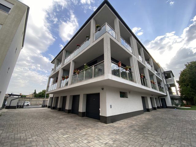 Eladó téglalakás, Győrött 129 M Ft, 4 szobás