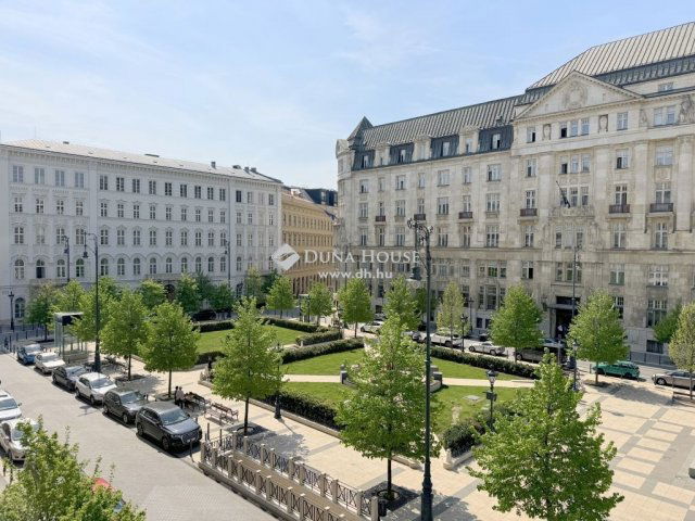 Kiadó téglalakás, albérlet, Budapesten, V. kerületben, 4 szobás