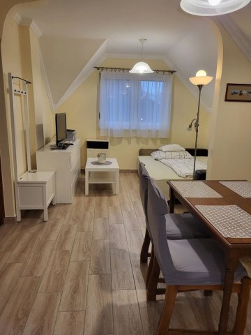 Kiadó családi ház, albérlet, Hajdúszoboszlón 2000 E Ft / hó