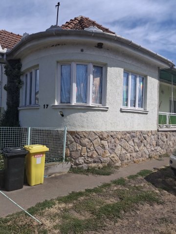 Eladó családi ház, Recsken 45 M Ft, 4 szobás
