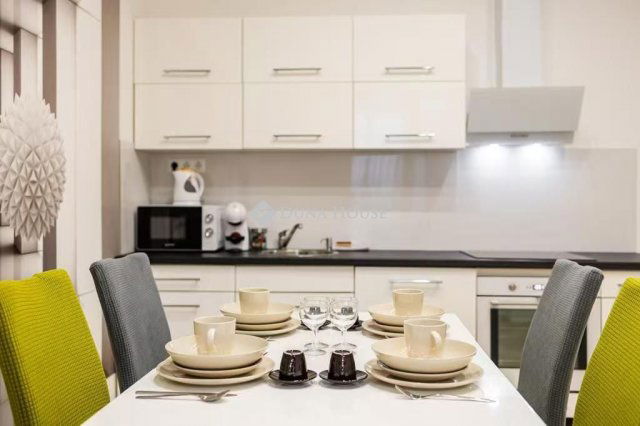 Eladó téglalakás, Budapesten, VII. kerületben, Károly körúton