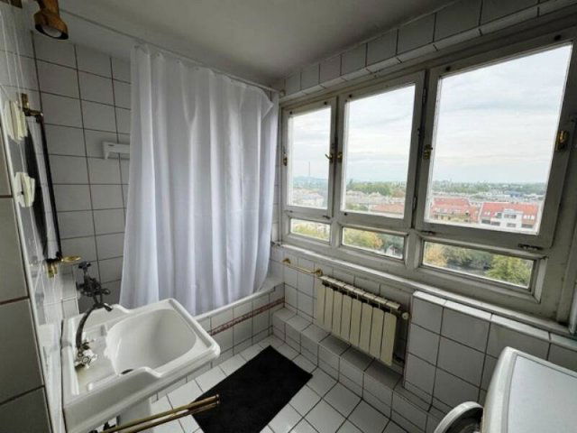 Eladó téglalakás, Budapesten, III. kerületben 79.9 M Ft