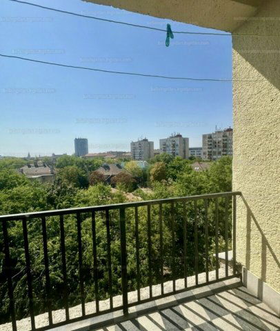 Eladó téglalakás, VIII. kerületben, Vajda Péter utcában