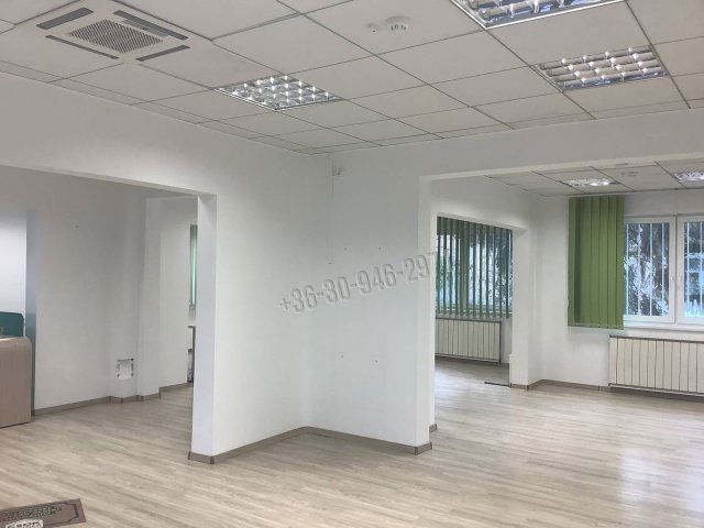 Kiadó iroda, Békéscsabán, Gyóni Géza utcában 1400 E Ft / hó