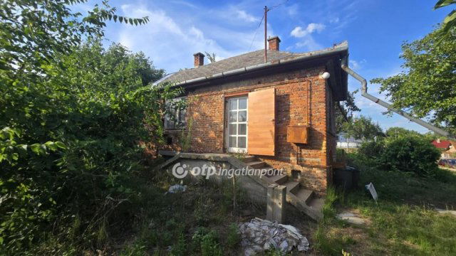 Eladó családi ház, Debrecenben 16.5 M Ft, 1 szobás