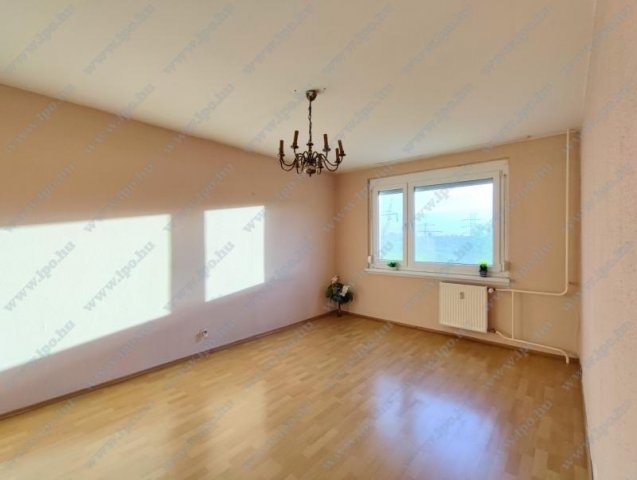 Kiadó panellakás, albérlet, XV. kerületben, Neptun utcában