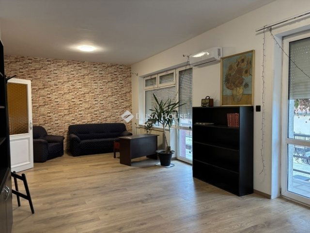 Eladó családi ház, Dunaharasztin 120 M Ft, 6 szobás