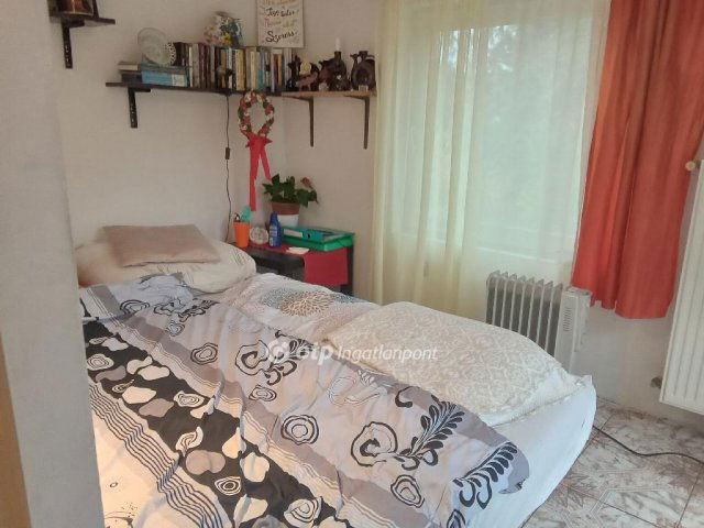 Eladó családi ház, Érden 69.9 M Ft, 4 szobás