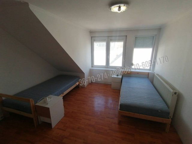Kiadó családi ház, albérlet, Vácon 700 E Ft / hó, 5+4 szobás