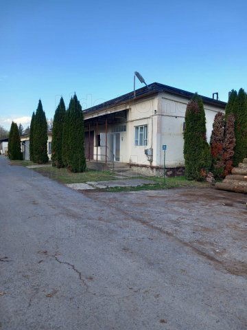 Eladó ipari ingatlan, Bázakerettyén 210 M Ft