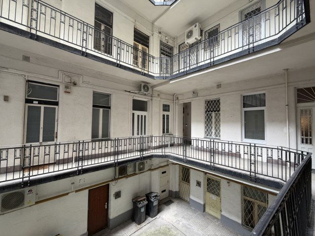 Eladó téglalakás, Budapesten, II. kerületben 250 M Ft